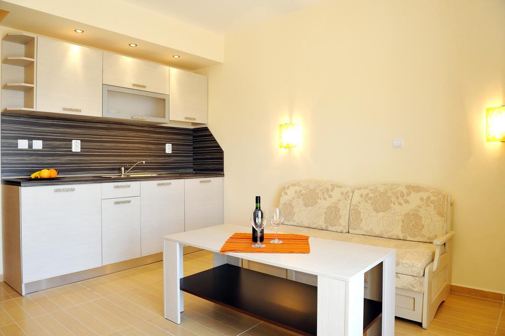 Hotel Iris Nesebar Bilik gambar